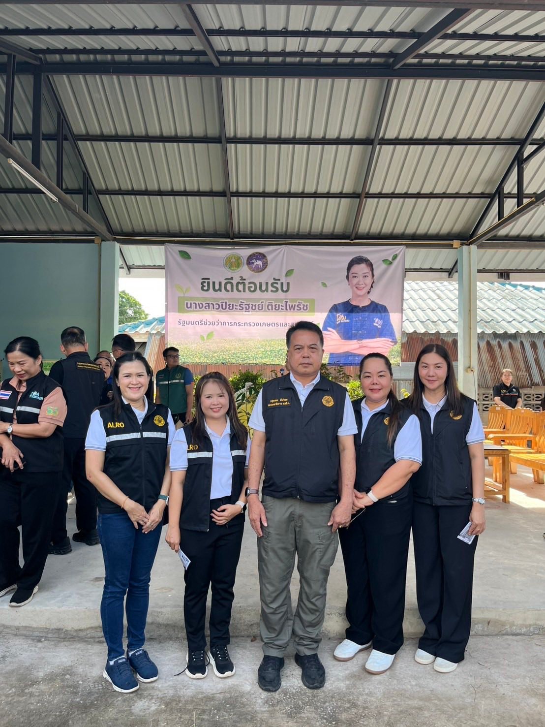 title - รองเลขาธิการ ส.ป.ก. ร่วมติดตามรัฐมนตรีช่วยว่าการกระทรวงเกษตรและสหกรณ์ (นางสาวปิยะรัฐชย์ ติยะไพรัช) ลงพื้นที่ตรวจราชการใน อำเภอแม่สาย จังหวัดเชียงราย